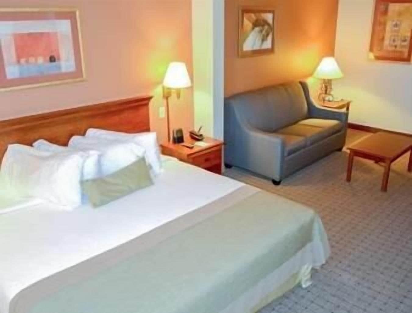 Wingate By Wyndham West Monroe Hotel Exterior photo